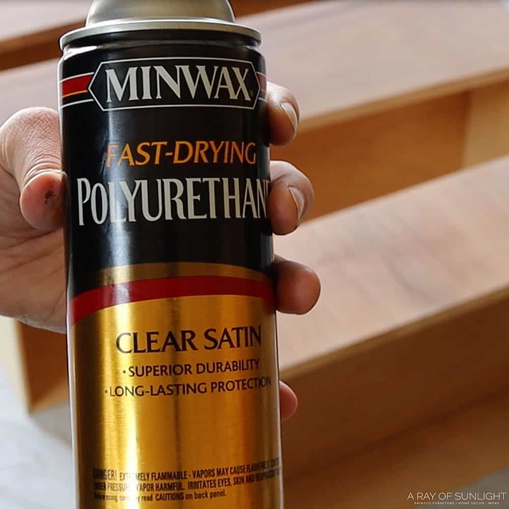 minwax fast drying polyurethane in a spray can