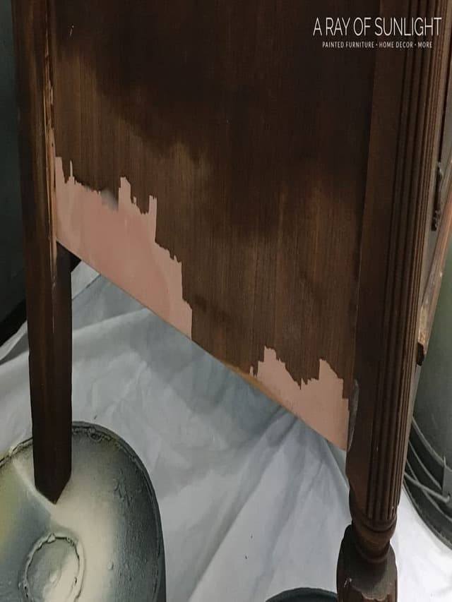 The Best Way to Fix Chipped Wood Furniture Story
