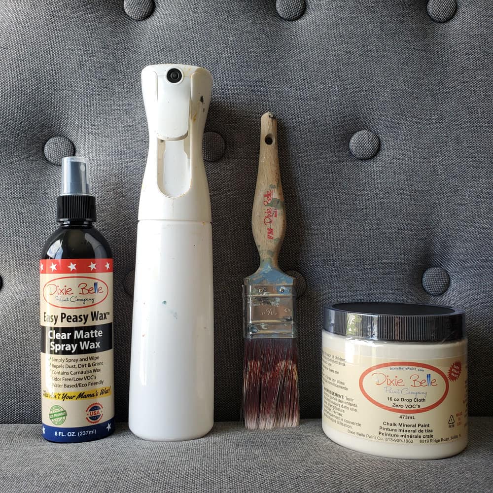 Supplies for painting fabric with chalk paint