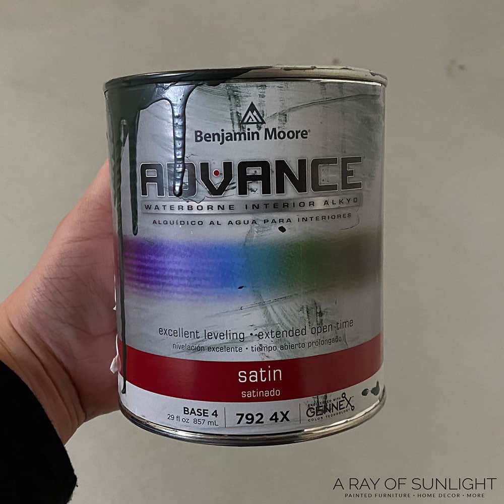 Benjamin Moore Advance paint can