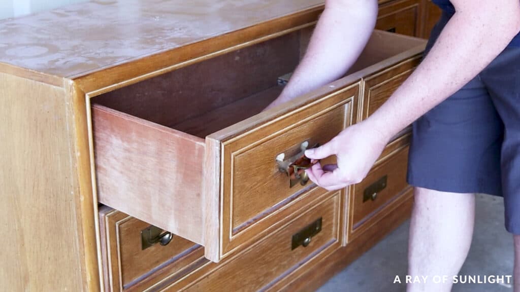 removing hardware from dresser drawers