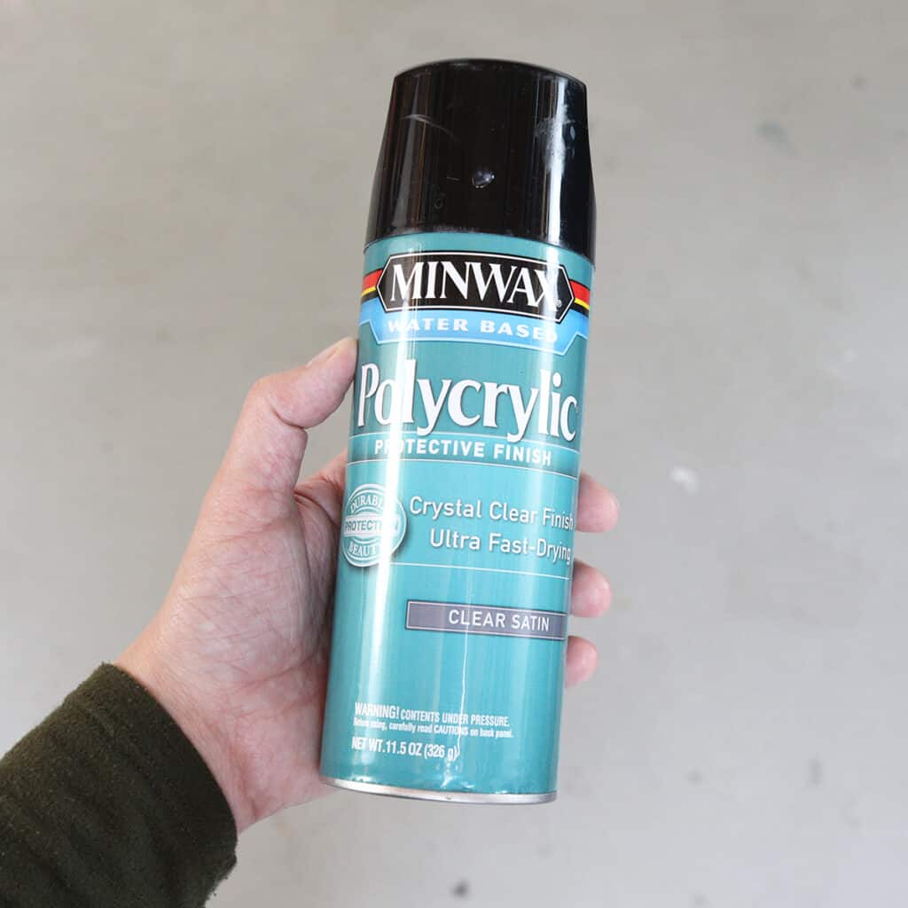 minwax waterbased polycrylic matte in a spray can