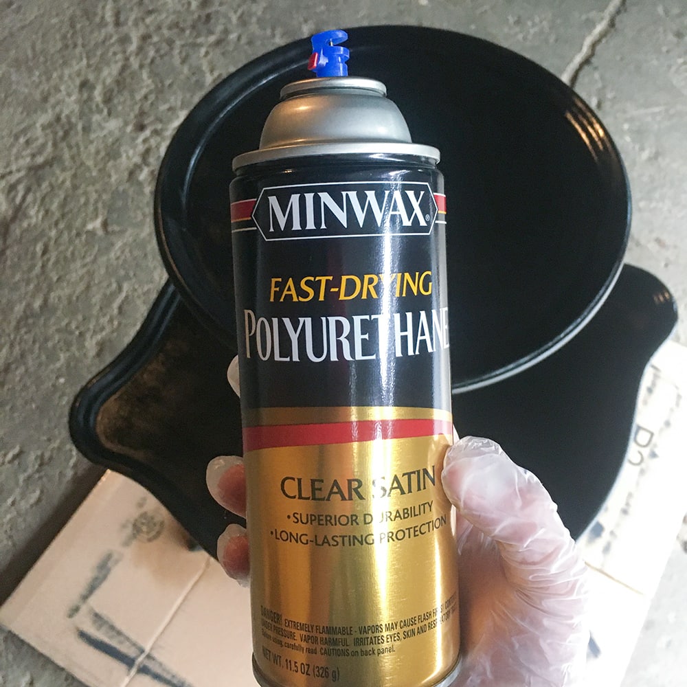 photo of Minwax oil based polyurethane to topcoat furniture