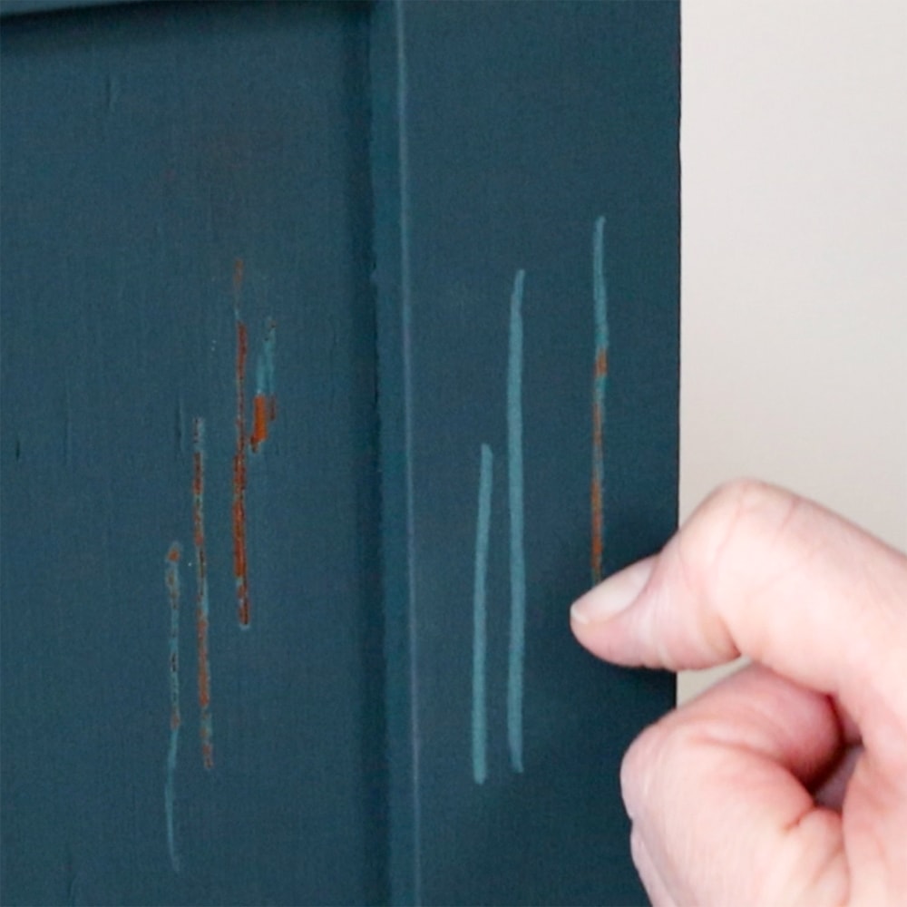 scratch test of chalk paint without the topcoat
