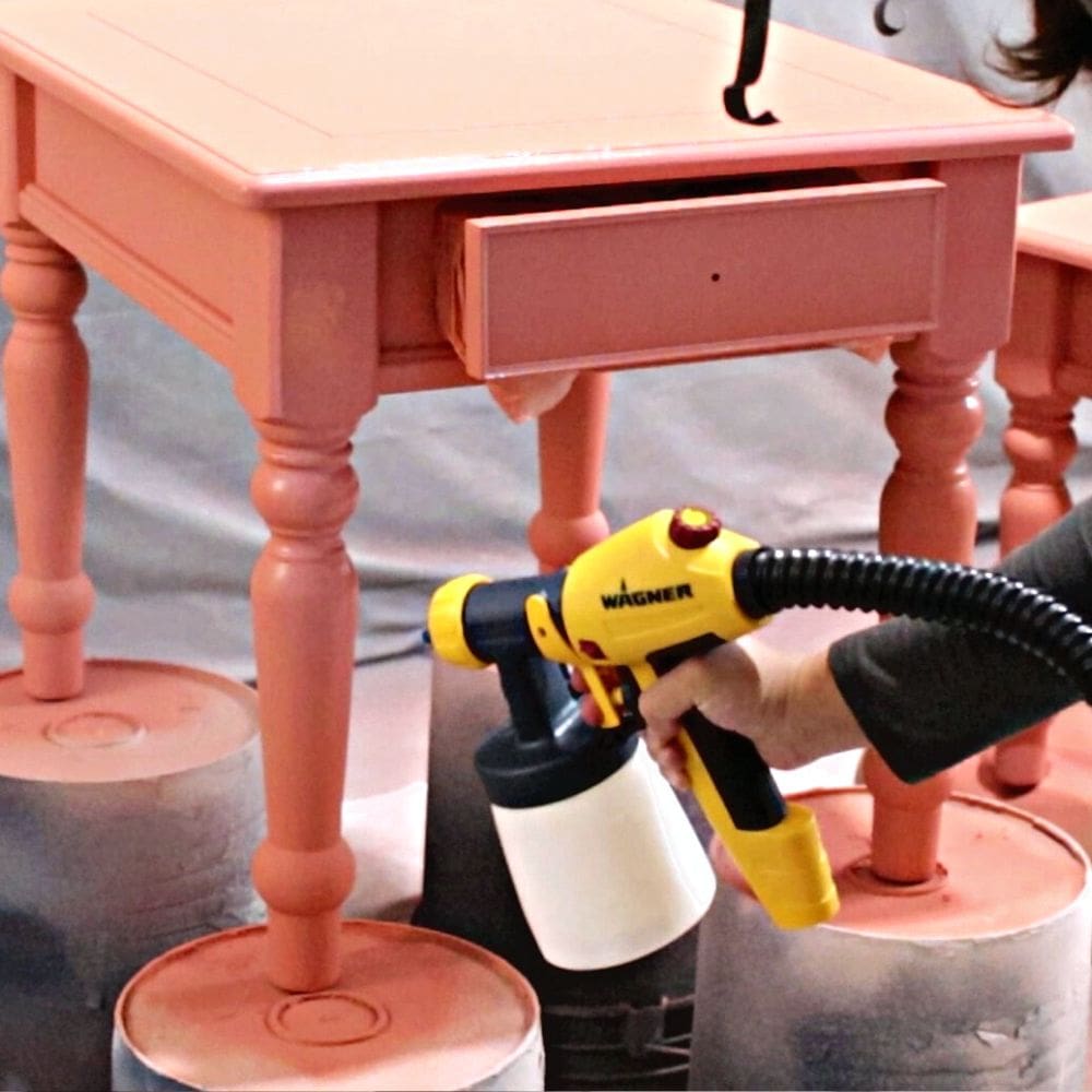spraying pink end table using wagner flexio 5000