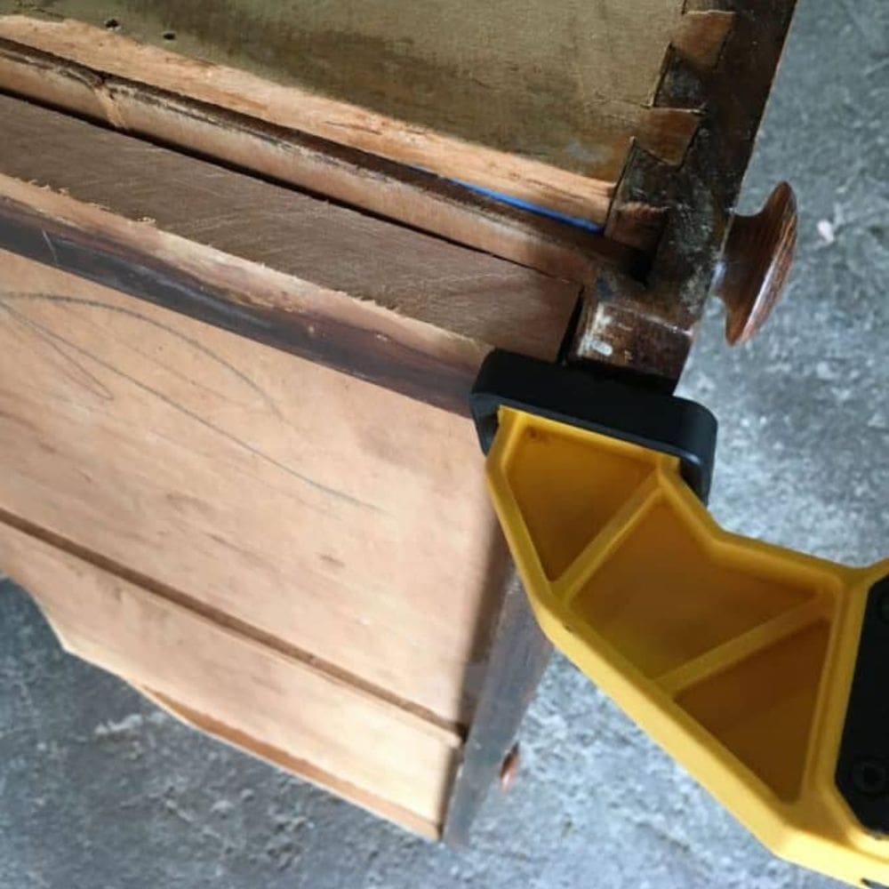 Build wood box to repair drawer with Bondo