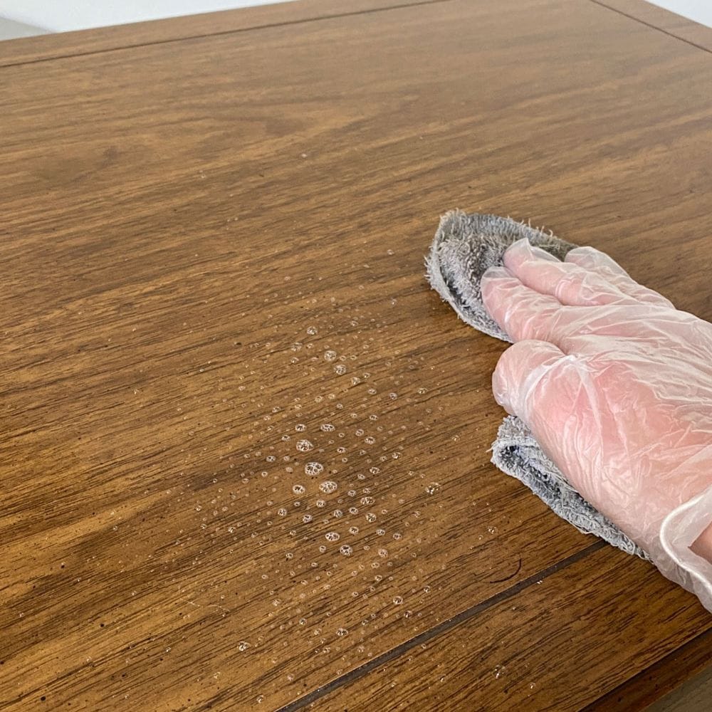 cleaning the furniture before applying minwax Polycrylic