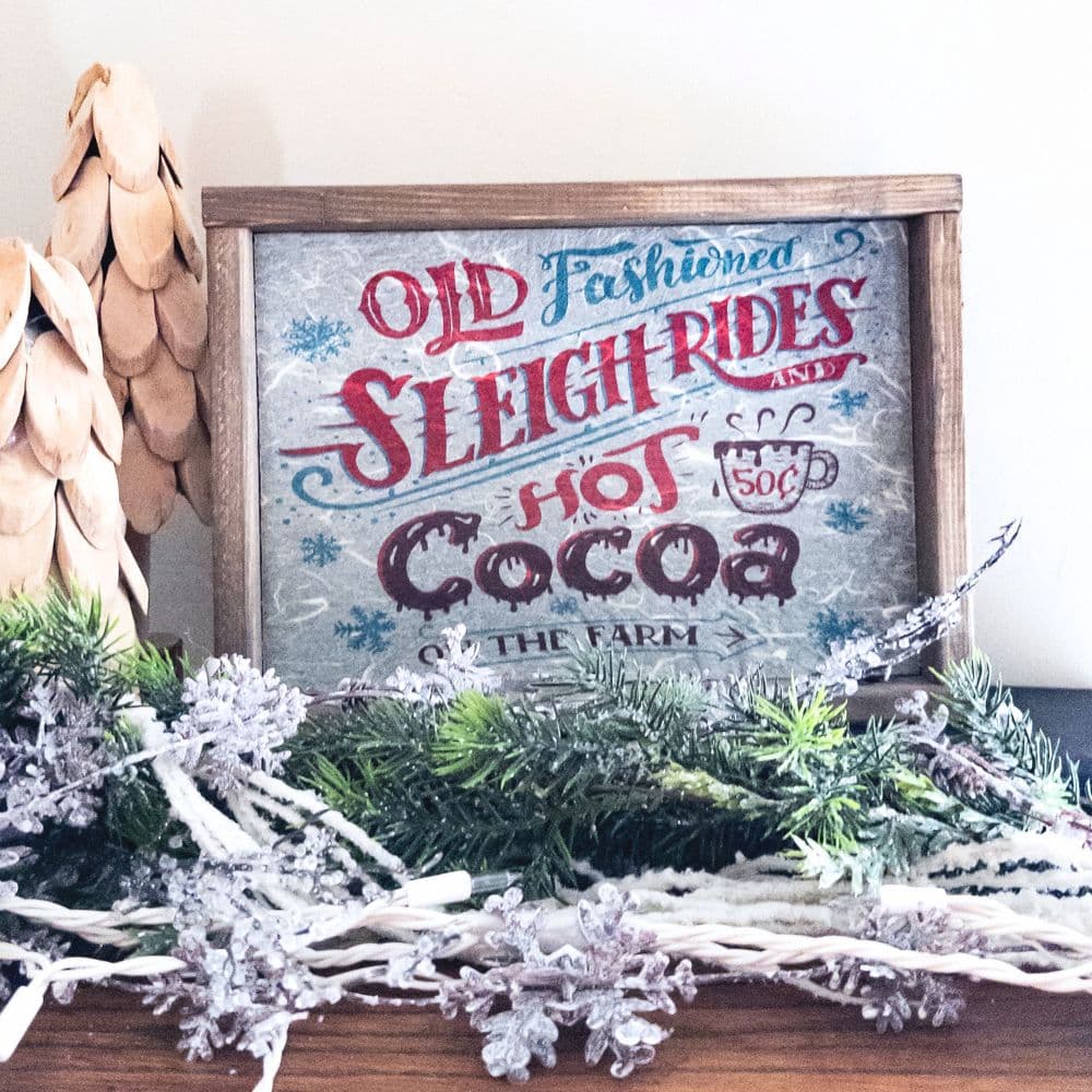 full view image of Christmas sign