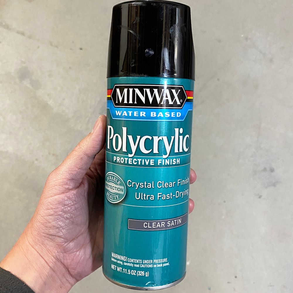 photo of  Minwax Polycrylic Protective Finish Spray