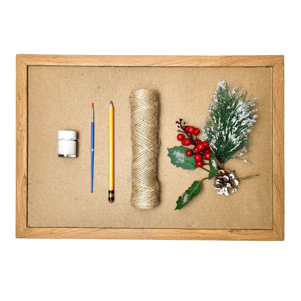photo of materials to use for creating Merry Christmas wall sign