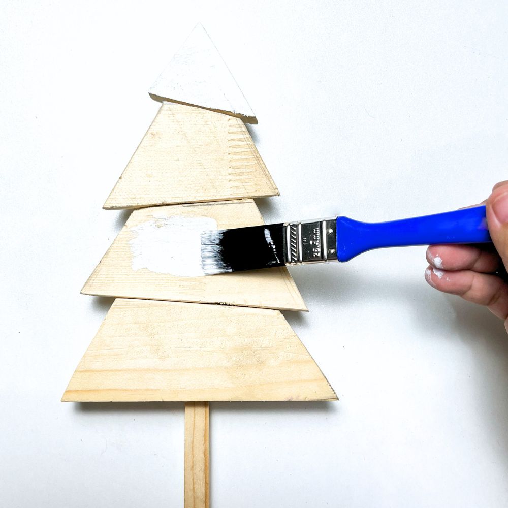 photo of painting Wooden Christmas Tree