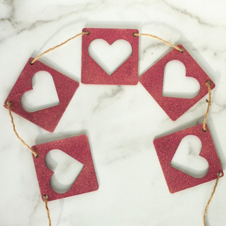 Image for Valentines Day Heart Garland
