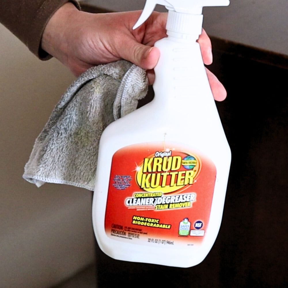 photo of krud kutter and damp rag to clean nightstands