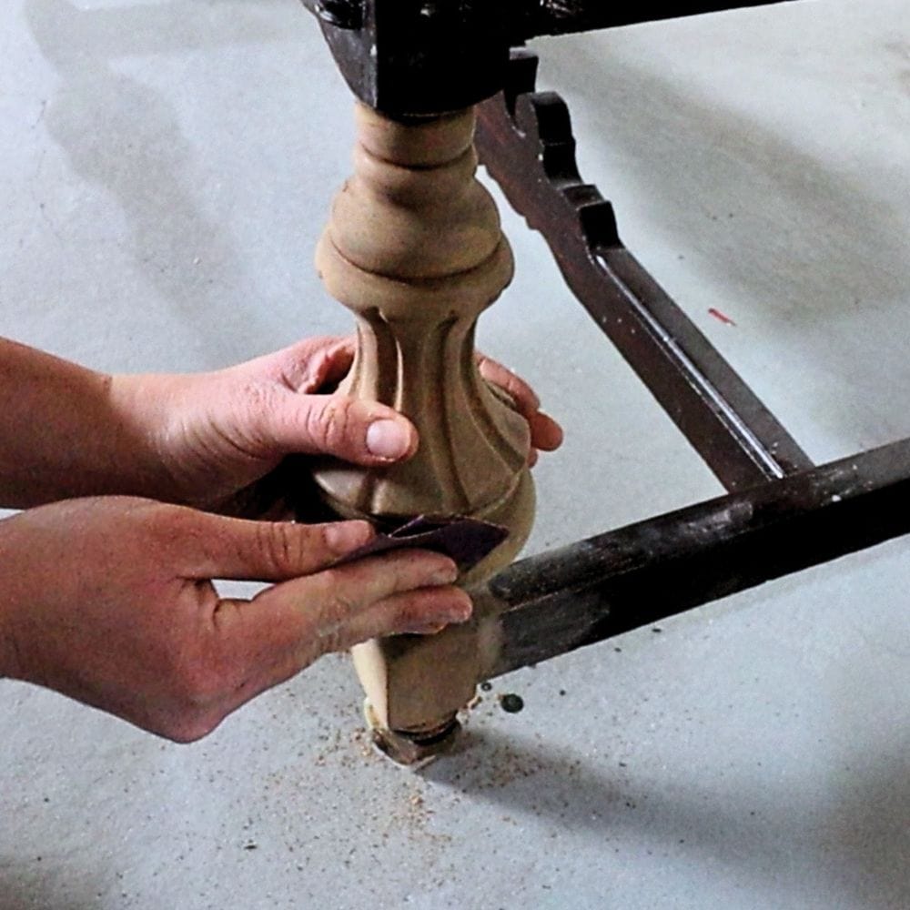 photo of sanding spindle with 
folded sandpaper