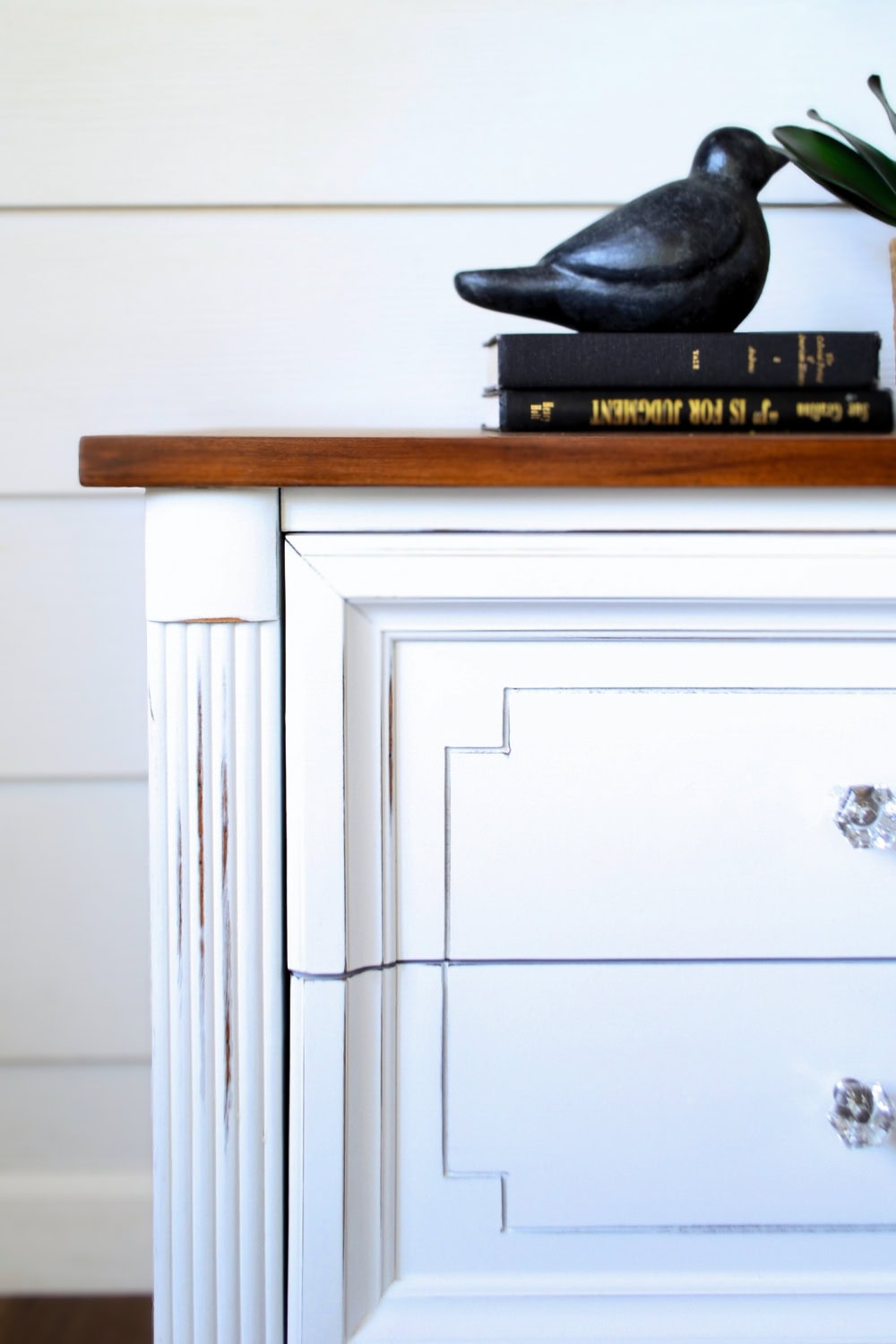 How To Paint Nightstands